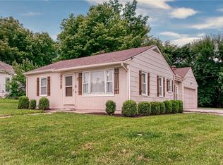 202 5th Ave S, Greenwood, MO 64034