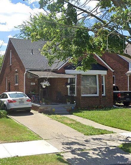 1st image of 2731 Clements St