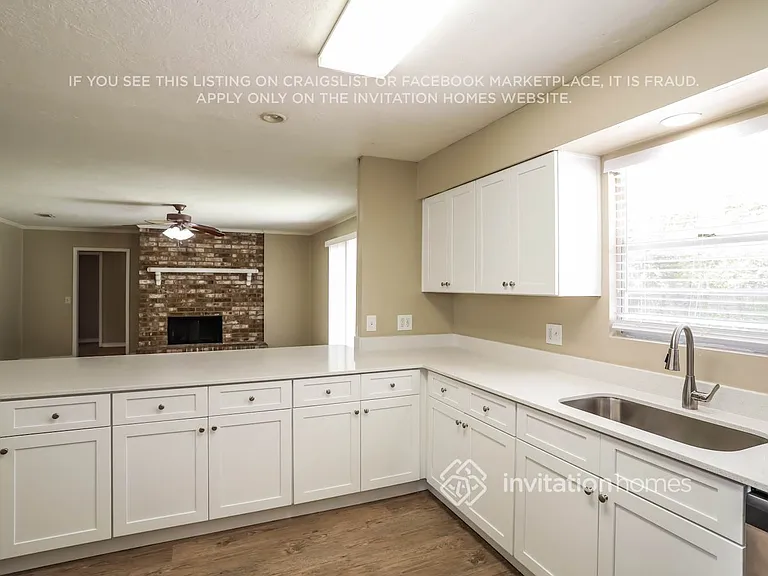 117 Ridgefield Ct — Photo 8