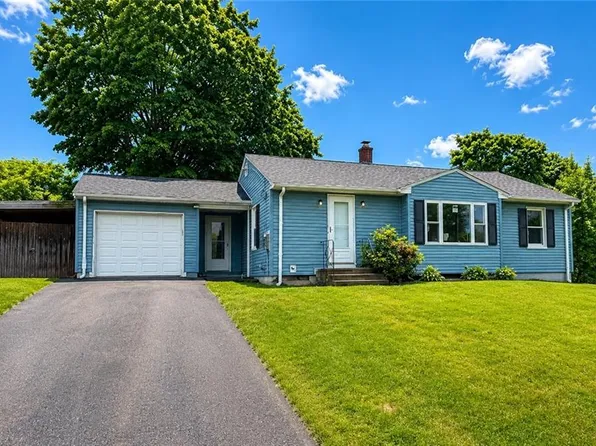 48 Madeleine Ave, Woonsocket, RI 02895