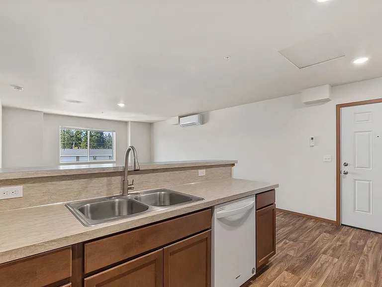 Easy Living Starts Here Trotter Downs Apartments — Photo 18