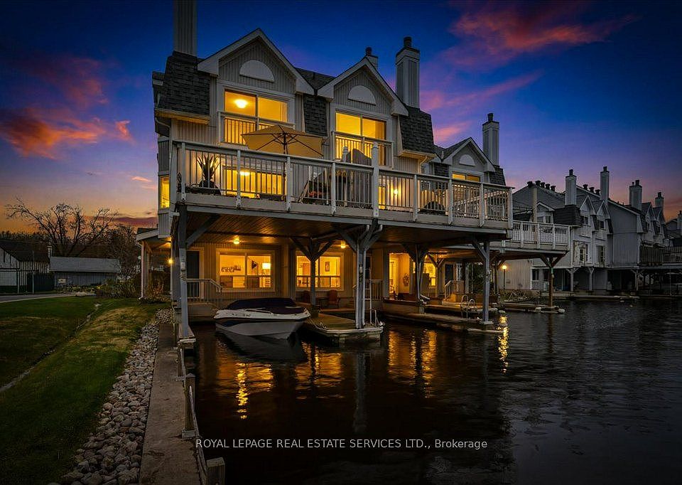 1st image of 30 Laguna Pkwy #4
