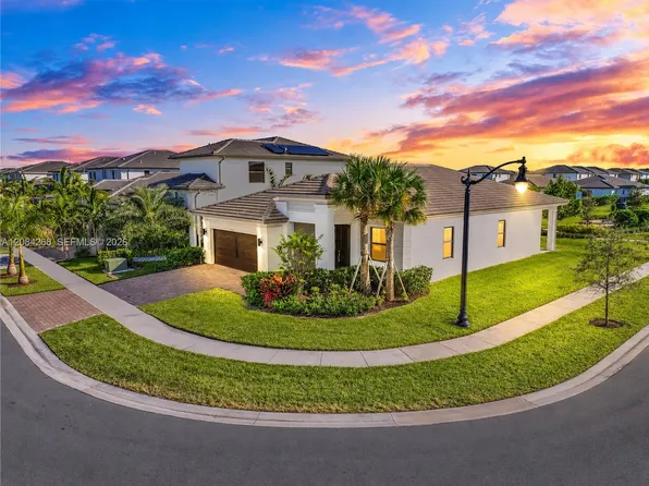 17564 SW 41st St, Hollywood, FL 33029