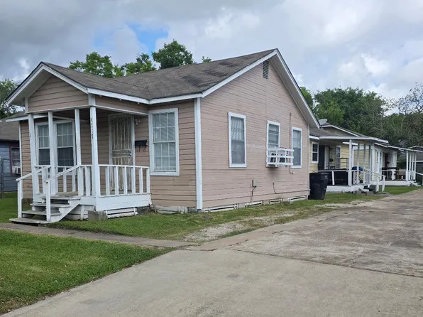 3717 Dawson Ln, Houston, TX 77051