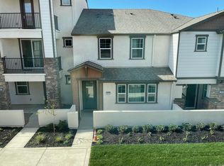 3075 Meadow Run Walk, Sacramento, CA 95833