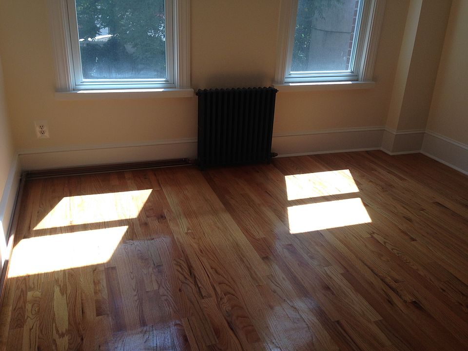 1st image of 322 22nd St #1