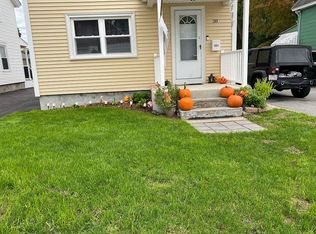 38 Middle St, Leominster, MA 01453