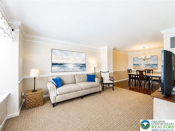 5th image of 4174 Bunker Hill Dr S