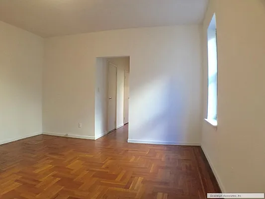 Rented by Sovereign Associates | media 7