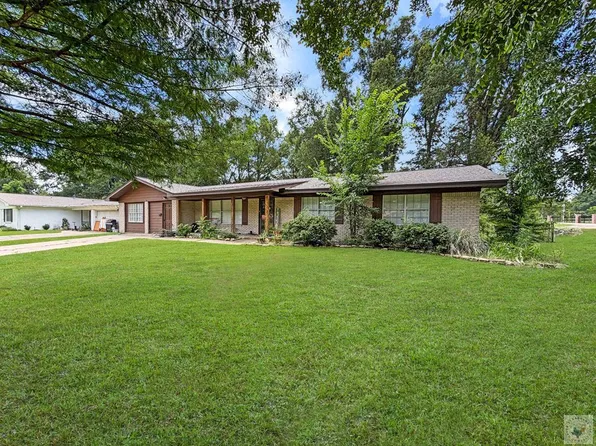 102 Myrtle Dr, New Boston, TX 75570