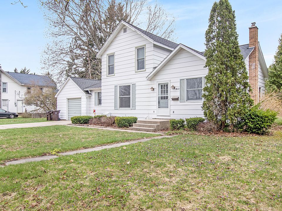 1st image of 813 Marion Ave