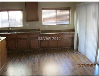 4th image of 7188 Neches Ave