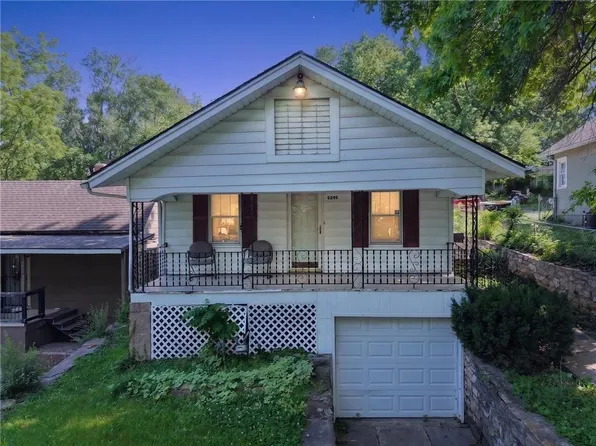 6249 E 9th St, Kansas City, MO 64125