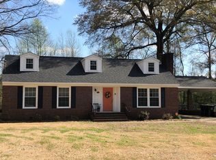 406 Hickory Rd, Goldsboro, NC 27534