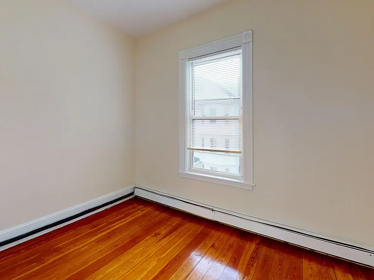 24 Calumet St #1 — Photo 5