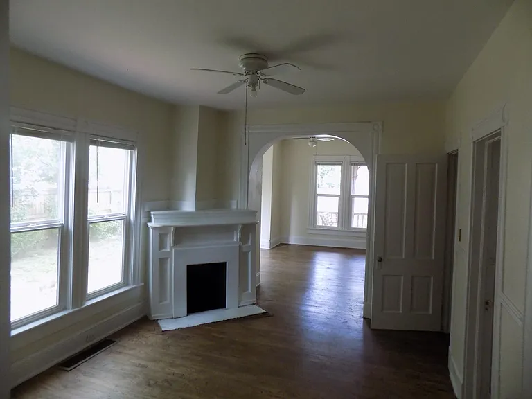 432 E Kiowa St — Photo 26