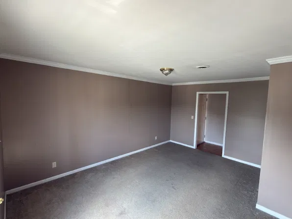 2 Oakland Ave #B, Inman, SC 29349