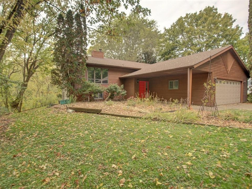 1st image of 2863 Eastbrook Dr