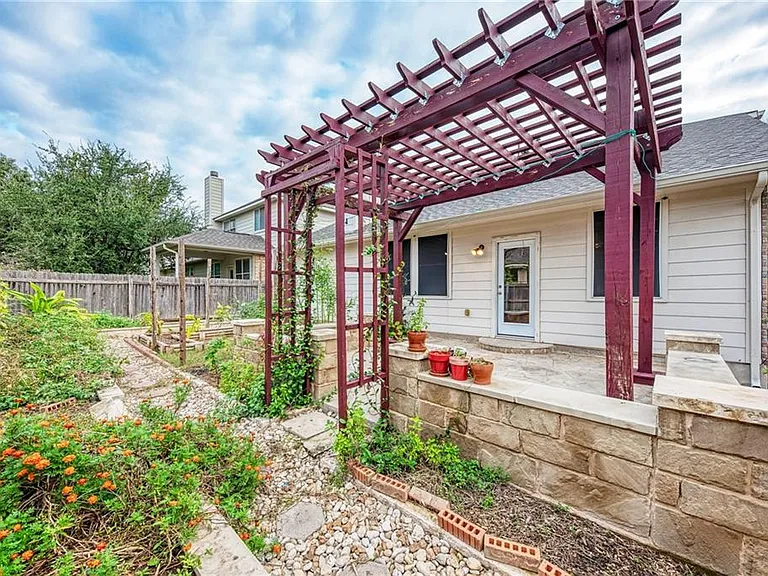 604 Spanish Oak Ter — Photo 38