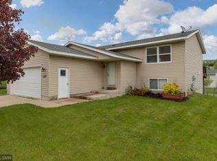 2752 Knollwood Dr SE, Rochester, MN 55904