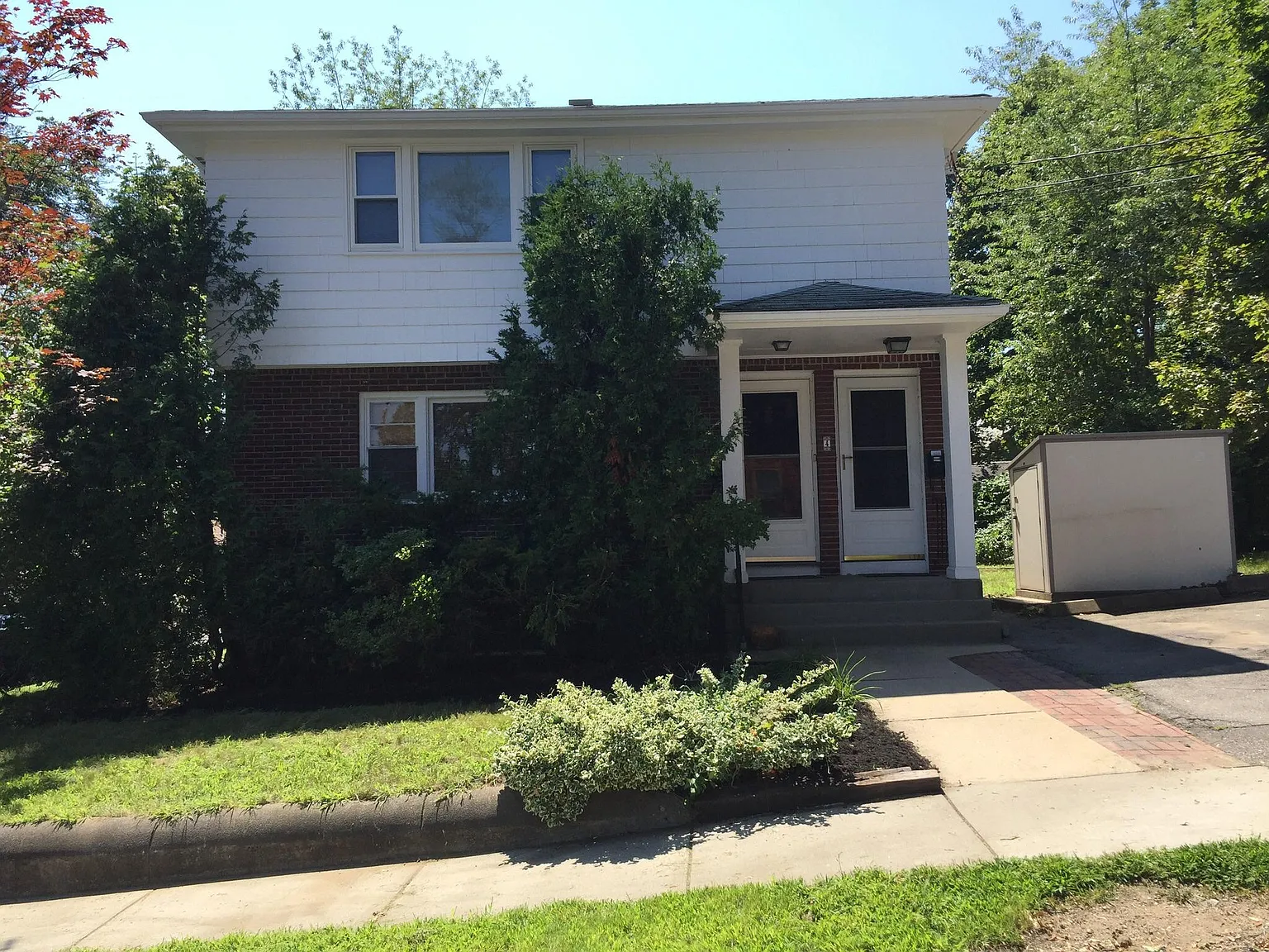 2 bed, 1005 sqft, $2,700 — Photo 2