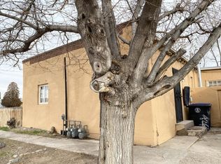 426 Headingly Ave NW #B, Albuquerque, NM 87107
