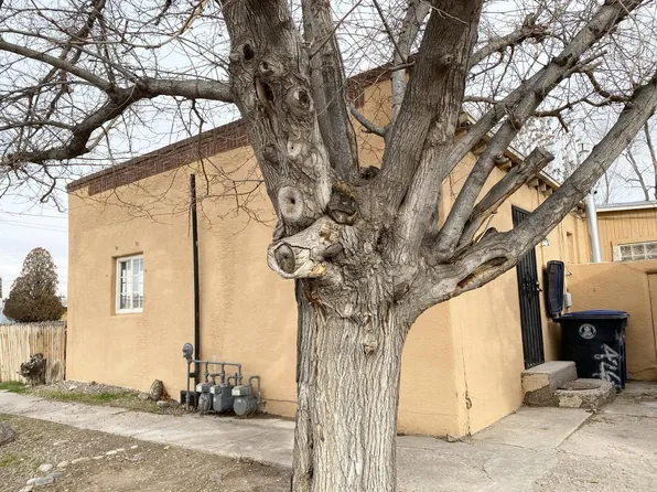 426 Headingly Ave NW #B, Albuquerque, NM 87107