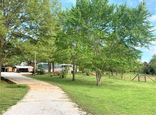 6670 Cashew Ln, Harrison, AR 72601