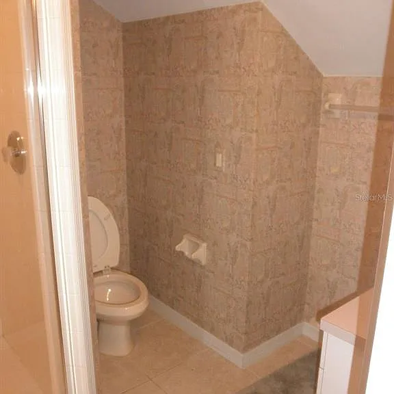 209 Heatherwood Ct — Photo 22