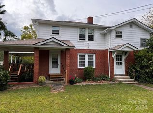 232 Old Us Highway 70, Swannanoa, NC 28778