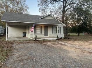 1140 W Denver St, Greenwood, AR 72936