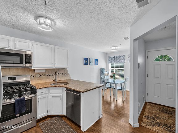 4th image of 3703 Cleveland Street