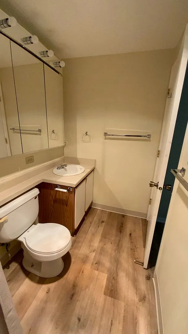 Grant Park Apartments — Photo 3