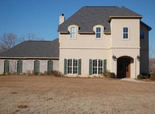 2313 Hickory Ridge Dr, Bossier City, LA 71111
