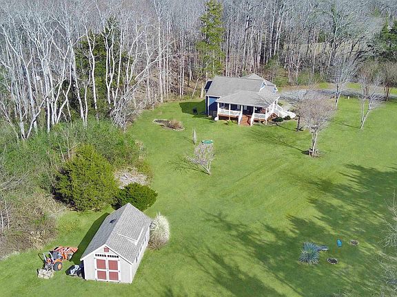 4th image of 2019 Bybee Rd