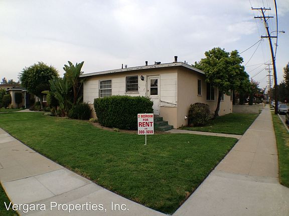 3rd image of 607 Amapola Ave