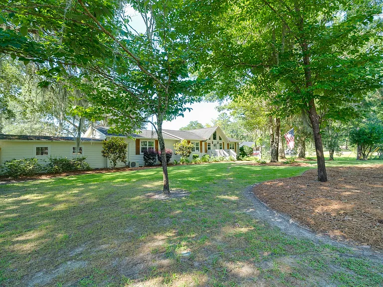 307 Doe Run Cir — Photo 60