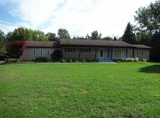 2644 E Pinconning Rd, Pinconning, MI 48650