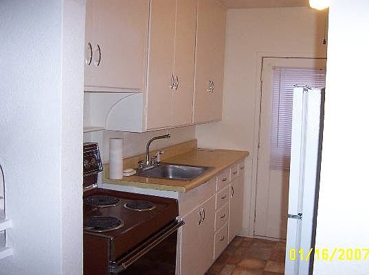 5th image of 126 Custer Ave #126
