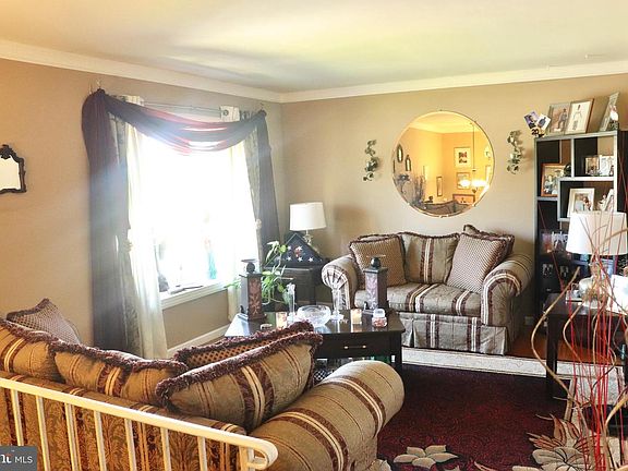 5th image of 6317 Hellen Lee Dr