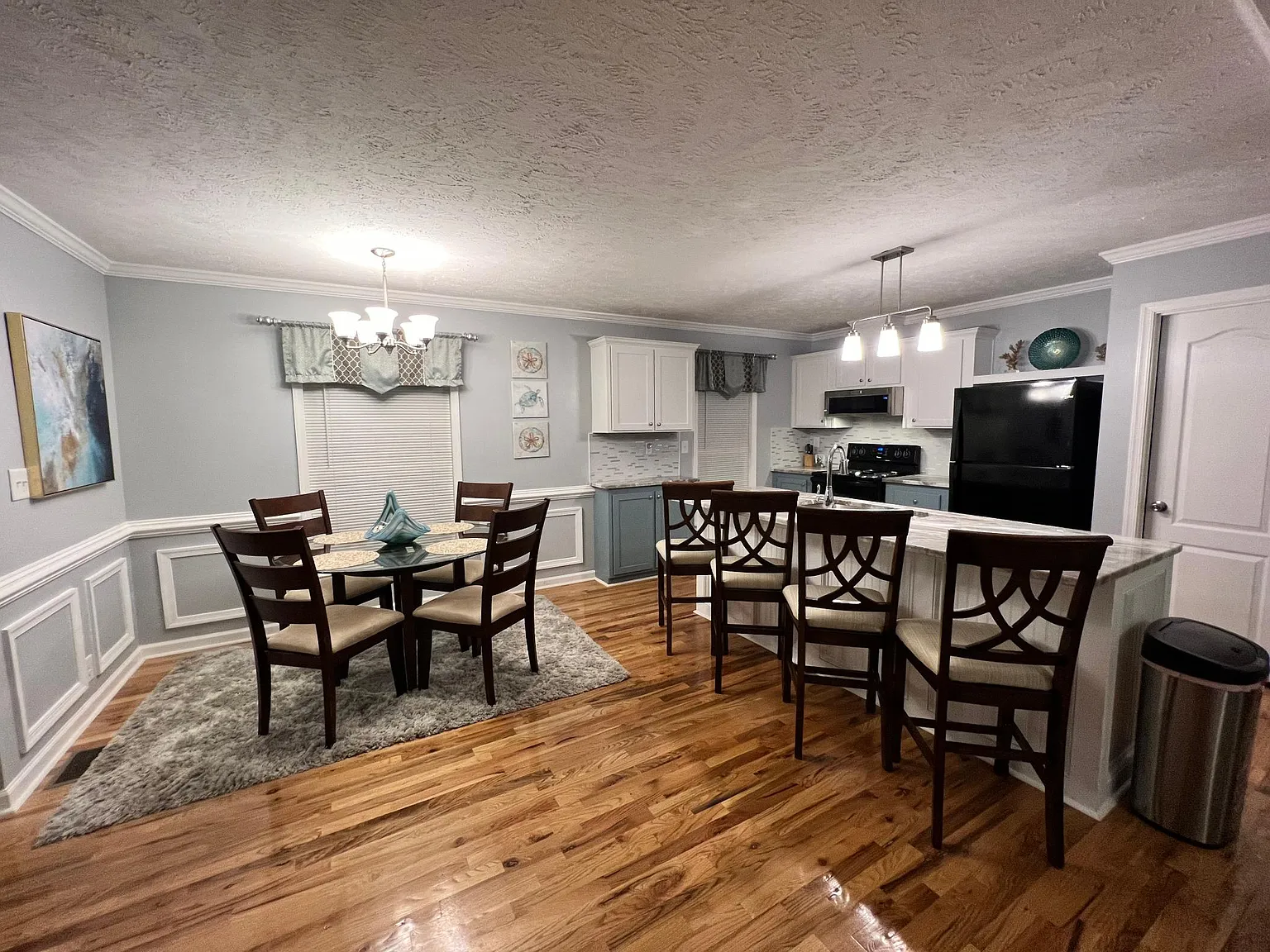 3 bed, 1594 sqft, $2,250 — Photo 4