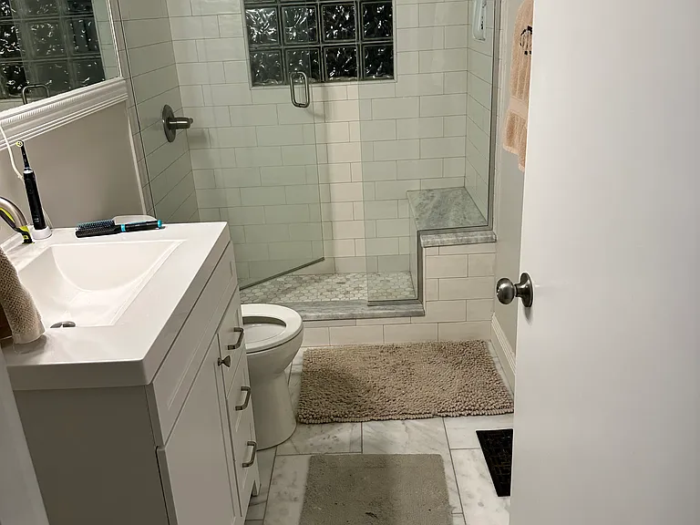 400 Ross Ave — Photo 5
