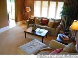 14822 Southcross Ln, Burnsville, MN 55306