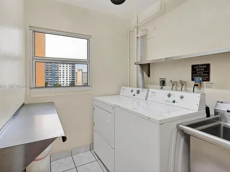 328 N Ocean Blvd #707 — Photo 44