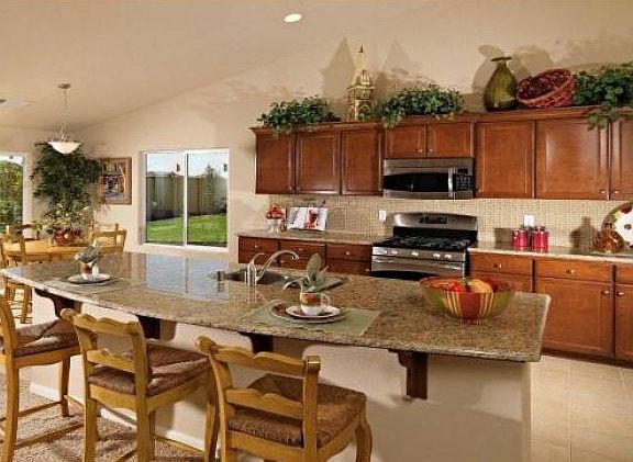 Yale - Kitchen