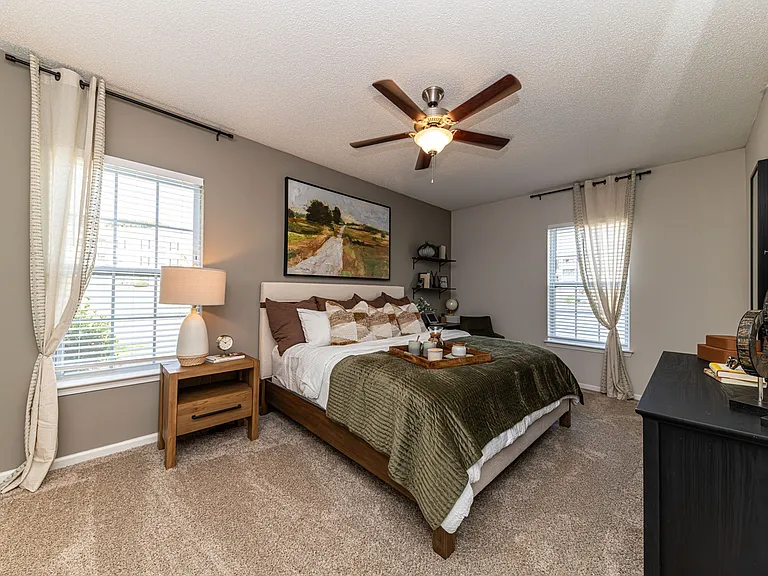 Bedroom with carpet