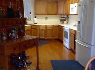 3853 E Tanglewood Dr, Phoenix, AZ 85048