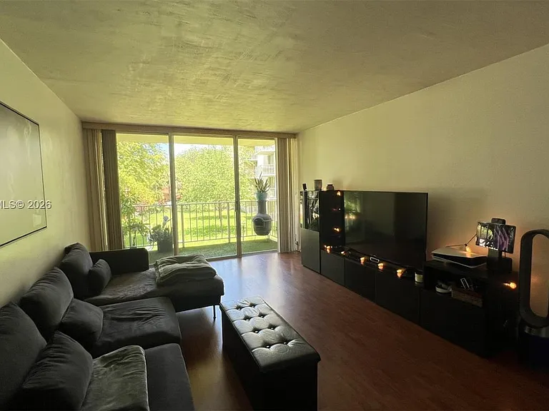 13120 SW 92nd Ave #B-209 — Photo 7