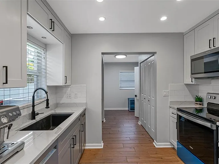 5104 W Cleveland St — Photo 25
