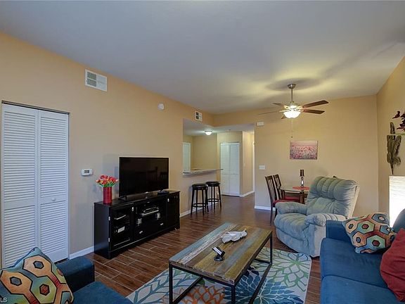 5th image of 4275 Bellasol Cir APT 2213